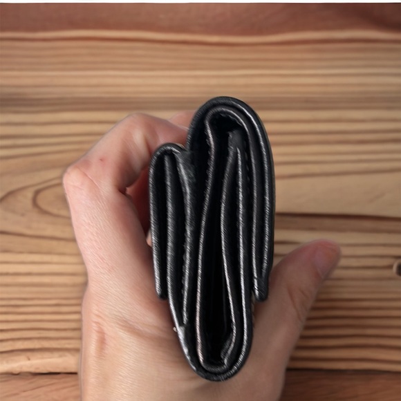 EUC Coach Vintage Monogrammed leather trim bifold wallet - Picture 6 of 6